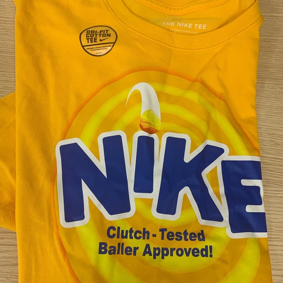 Shirts - Picture 4 of 7